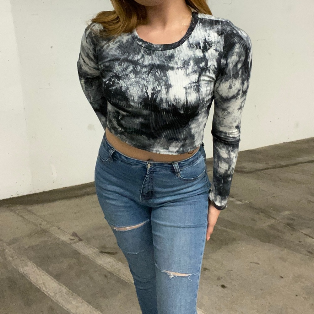 Marble long sleeve top